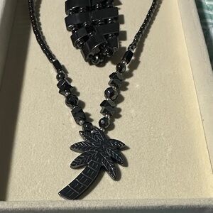 Black Palm Tree Necklace